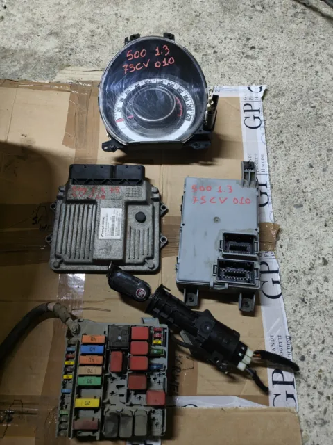 Kit Centralina Completo Di Quadro Strumenti Fiat 500 3 porte 1.3 Multijet 75cv09