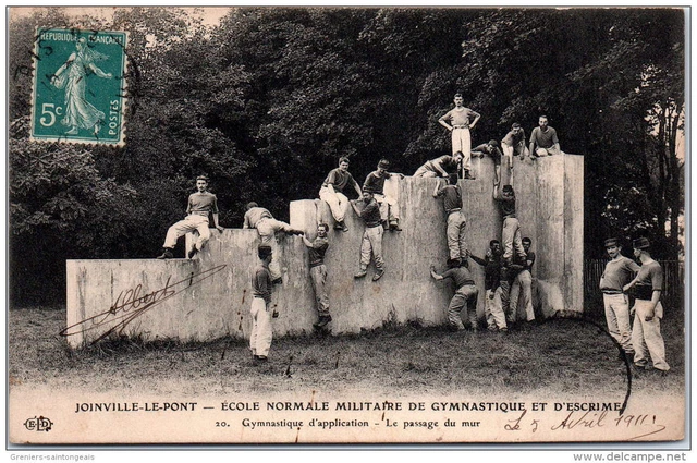 94 JOINVILLE - military school - application gymnastics, the passage of the wall