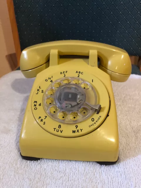 1961 Bell /Western Electric yellow Telephone Mid Century MCM VTG