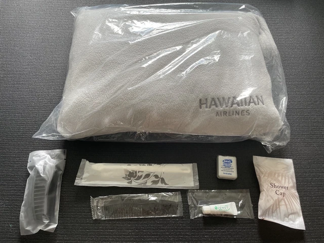 HAWAIIAN AIRLINES  ① Blanket & (Pillow ?)  Amenities ❤️ SET Of 7 ❤️ New