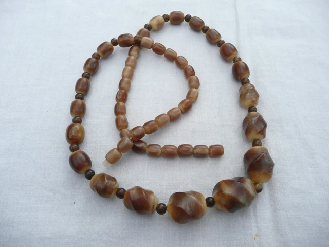 Collier Vintage En Perles De Corne De Bovin - Années 1950/1970, Style Rétro