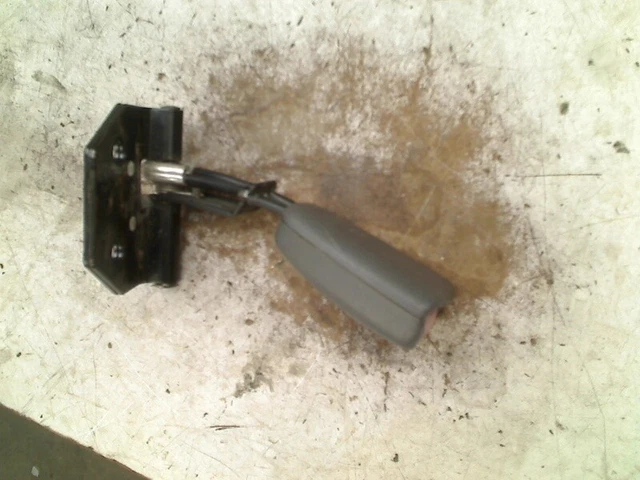 GÜRTELSCHNALLE LINKS HINTEN Volvo V40 (VW) 2.0 16V (B4204S2) 2003