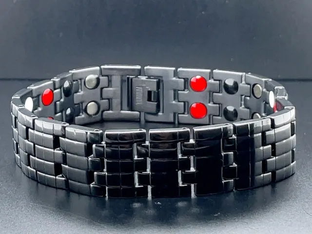 Schmuckjagd Armband Aus Schwarz Plattiertem  Titan Mit Therapierenden  Magneten