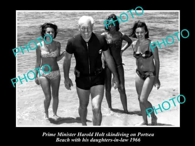 OLD LARGE HISTORICAL PHOTO OF PRIME MINISTER HAROLD HOLT AT PORTSEA c1966