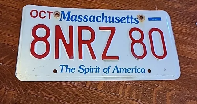 MASSACHUSETTS LICENSE PLATE # 8NRZ 80 SPIRIT OF AMERICA Expired