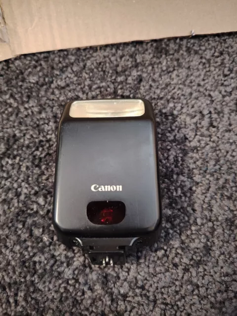 Canon Speedlite 160E Flash In Canon Case