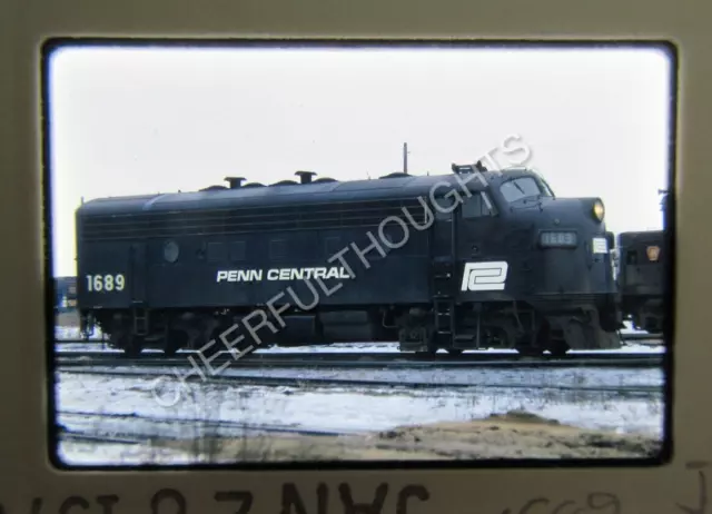Original '70 Kodachrome Slide PC Penn Central 1689 F7A     38V7
