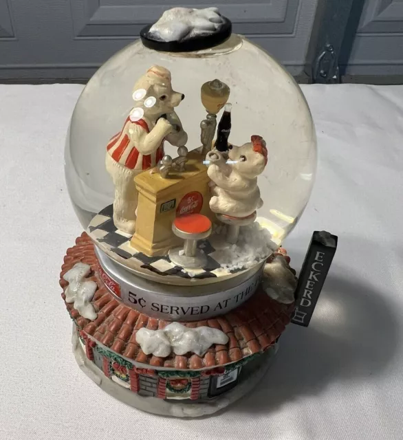 COCA COLA Musical Snow Globe 6.5" ~ 5 C Served at The Fountain - Eckered