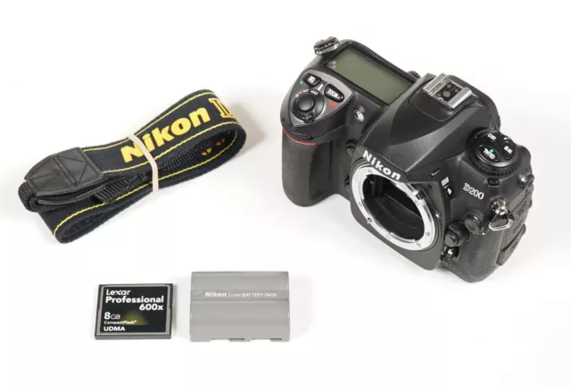 ** EXCELLENT ** Nikon D200 10.2 MP Digital SLR Camera - Black (Body Only)