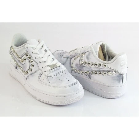 air force bianche con borchie