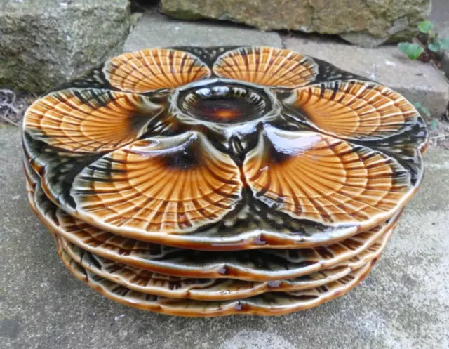 4 Assiettes A Huitres En Barbotine Ancienne Sarreguemines  Bon Etat 23,5Cm Diam.