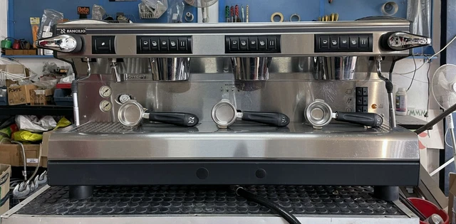 1 Macchina Caffè Espresso per Bar RANCILIO CLASSE 7 - 3 gruppi automatica