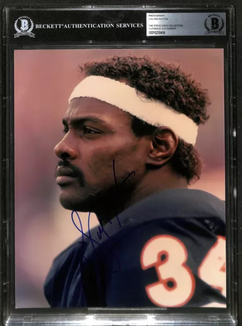 Walter Payton Chicago Bears Football HOF Great Signed 8x10 Photograph BECKETT