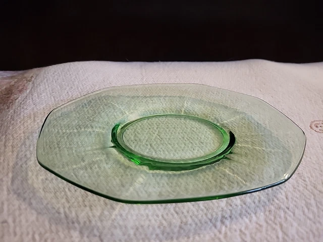 Fairfax by Fostoria 8" Oval Flat Glow Dish 1930's Green Cline 2375