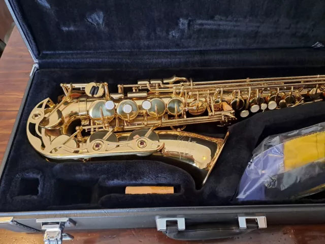 Saxophone alto YAMAHA YAS 32 sax saxophon Altsaxophon new Condition