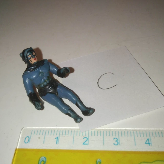 Batmobile Corgi Toys 1967 – 1/36ème – Réf.267 1ère Version – Miniature Métal Occasion