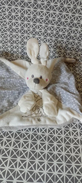 Doudou plat lapin blanc gris lapin étoile  argentée étoile Simba Toys
