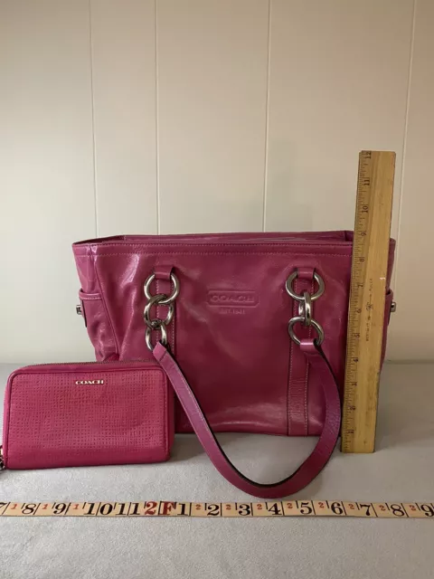 Pink Leather Coach Handbag Wallet Set Preowned PERFECT FOR SPRING