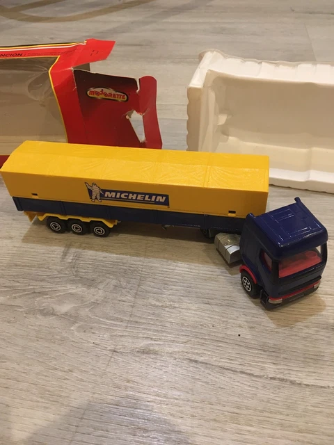 Camion Tekno Scania 143M Dell Aventino au 1:50 en boite