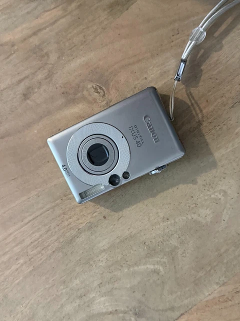 Canon Digital IXUS 40 Digital Camera - RETRO DIGICAM