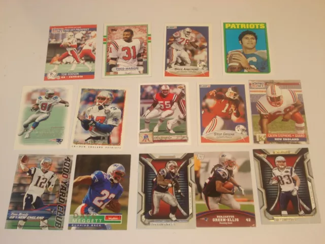 Lot 18 - 14 Patriots American Football NFL Trading Cards - See Details