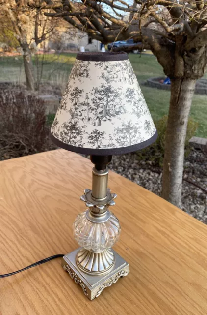 French / Victorian Style small table lamp wood base with Beautiful Shade ~L👀K~