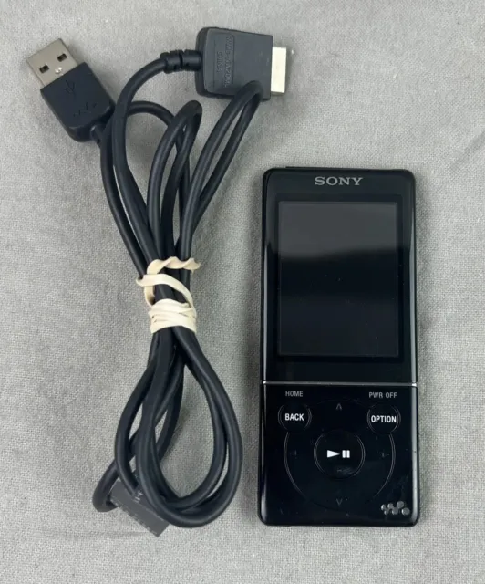 Sony 8GB Walkman MP3 Video Player - Black NWZ-E474 w/ OEM Charger Bundle Works