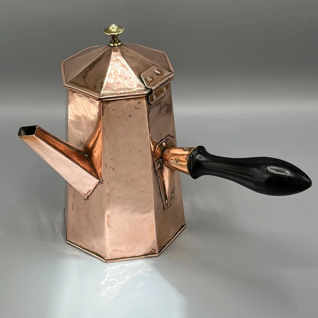 Antike Art Deco Periode massives Kupfer Kaffee/Schokoladenkanne achteckig 1920er