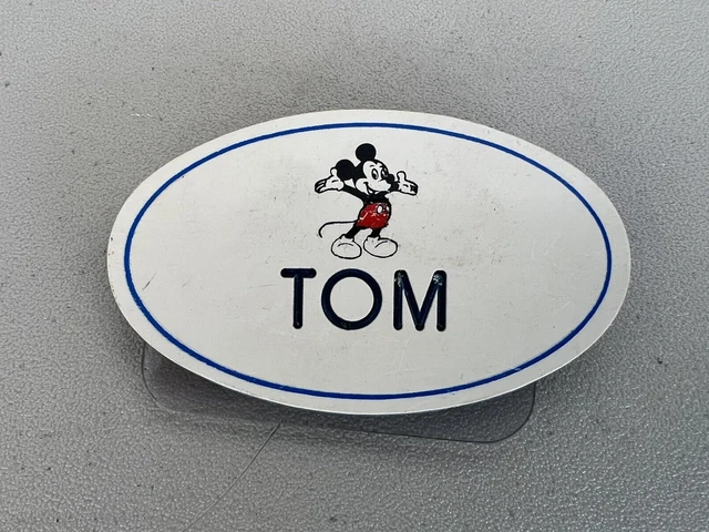 DISNEY VACATION CLUB Member Name Tag Badge Pin Mickey Mouse Icon Bettie DISNEY VACATION CLUB Member Name Tag Badge Pin Mickey Mouse Icon Bettie