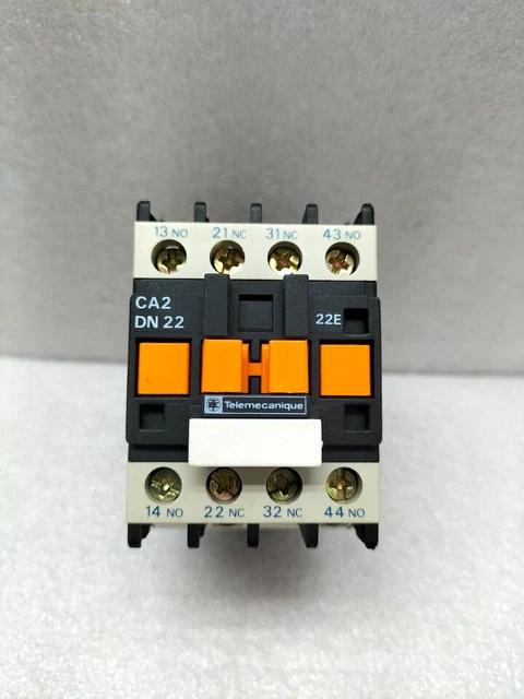 TELEMECANIQUE CA2 DN22 CONTROL RELAY 220-240V 50/60Hz