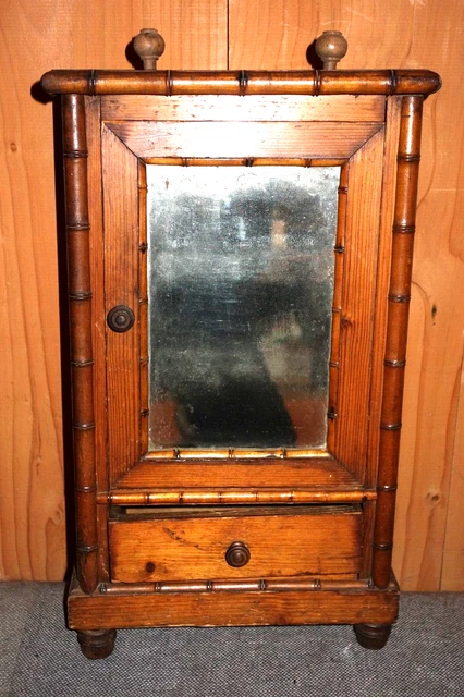 Ancienne Armoire De Poupée En Bois/bambou - Jouet Années 60/70