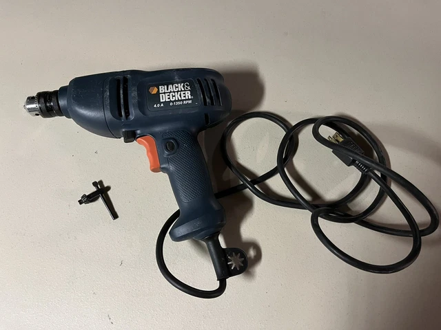 Black and Decker Corded Drill 4.0A 0-1350 RPM DR200 10MM Type 1 ts