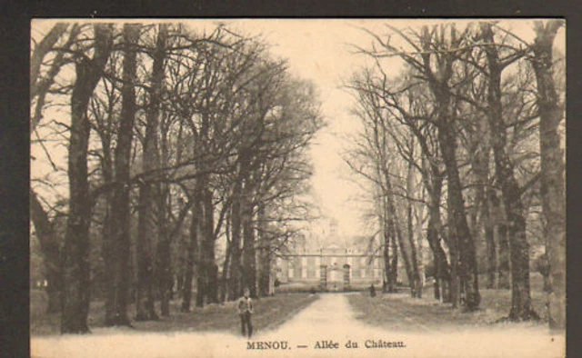 MENOU (58) CHATEAU , ALLEE animée début 1900