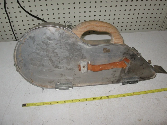 vtg old metal violin shape Drywall Taper Adjustable tape Dispenser cutoff  tool