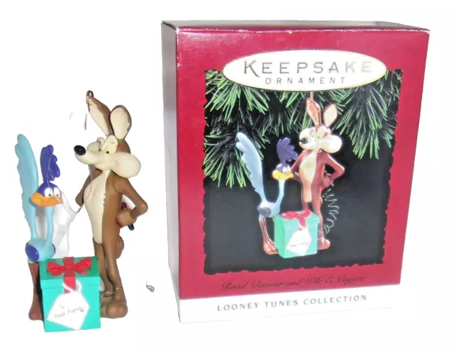 HALLMARK Keepsake Looney Tunes Series Roadrunner & Wile E Coyote Ornament - New
