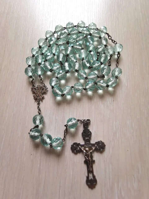 Perles de bourgeon à facettes - France