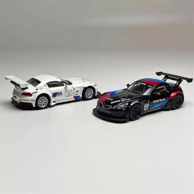 Maxwell 1:64 Model Car BMW Z4 GT3 Alloy Die-cast Vehicle Gifts-Black&White