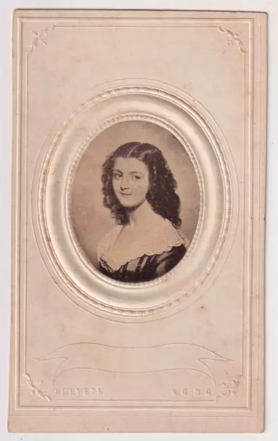 CDV Charles Reutlinger -Portrait d'une jeune femme en médaillon- Vintage c.1860