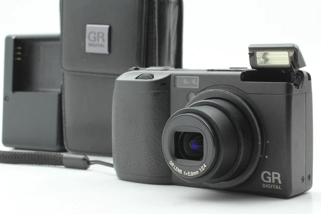 [Near MINT] Ricoh GR Digital 8.1MP Compact Digital Camera & Case from JAPAN