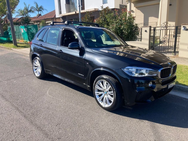 M SPORT PACKAGE - 2015 BMW X5 3.0 6 CYLINDER xDrive30d - Excellent Condition
