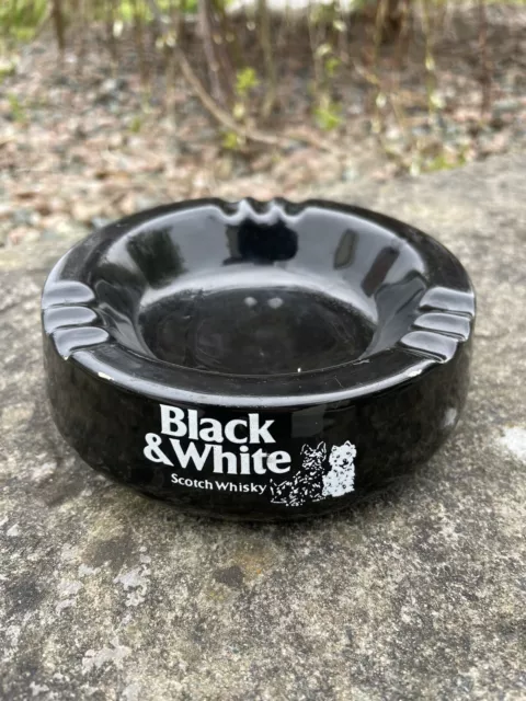 Wade PDM Black and White Scotch Whisky promotional ashtray Man Cave Pub Bar