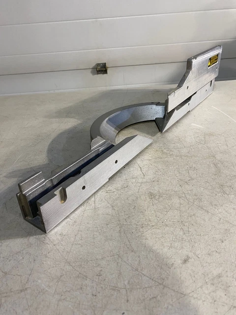 Dewalt DWS713 10″ compound Miter Saw - Metzger Property Services LLC