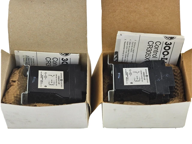 NEW GE General Electric CR305X112P Panel Mount Amplifier 24VDC ( Lot of 2 )