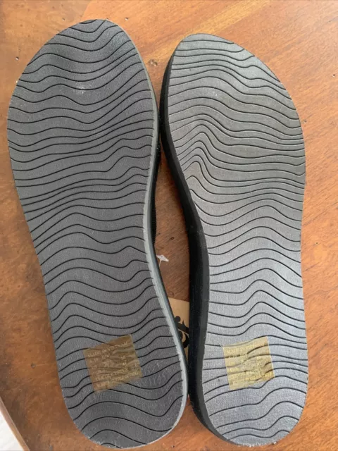 Reef womens flip flop ginger Size 10 Black On Black. New With Tags 3