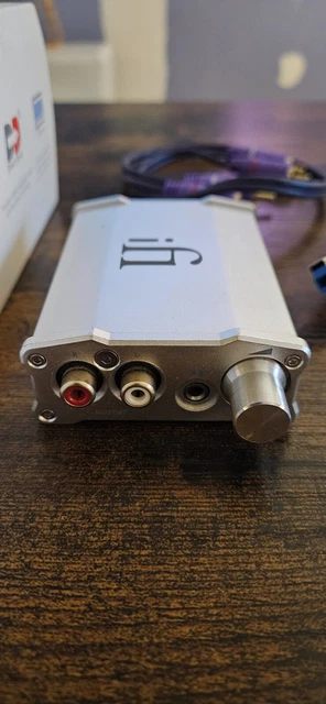 Amplificateur Stéréo Peachtree Audio MB3 Avec Tubes, DAC 24 Bits, Noir