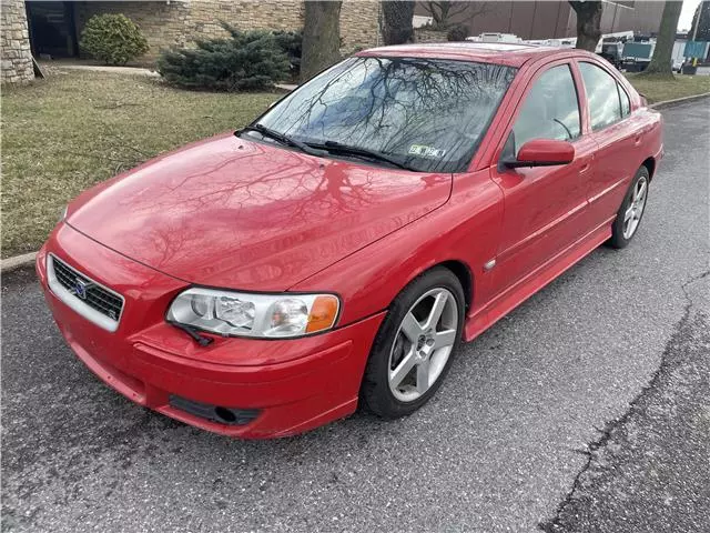 2005 Volvo S60 R AWD R