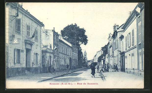 CPA Ermont, Rue de Sannois, vue de la rue