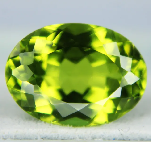 6-8 Ct Certified Loose Gemstones Oval Shape Natural Sphene Titanite Green