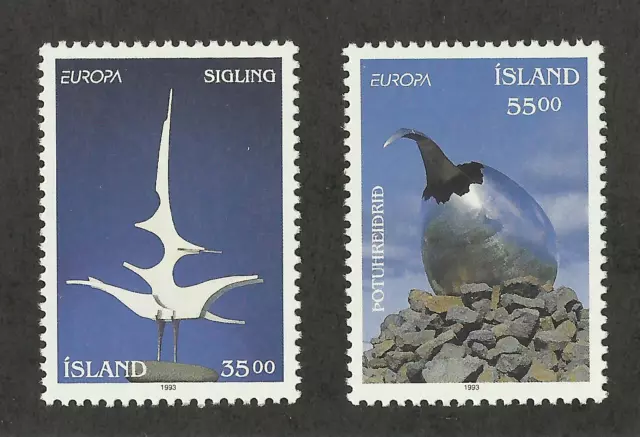 Iceland 770-771 (1993) MNH/OGnh; XF to XF/S {Art} 2 Stamps