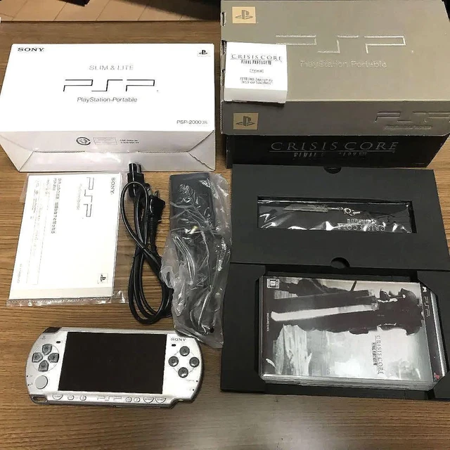 PSP Console Crisis Core Final Fantasy VII 10th Anniversary Edition Limited w/Box